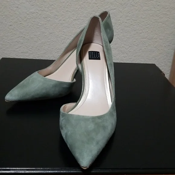 WHBM Beautiful Lime Green suede heels. - Picture 4 of 5